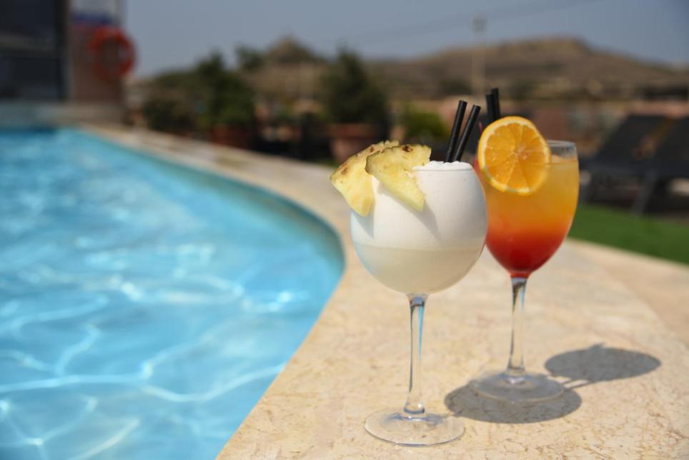 Hotel Calypso Marsalforn Ngoại thất bức ảnh