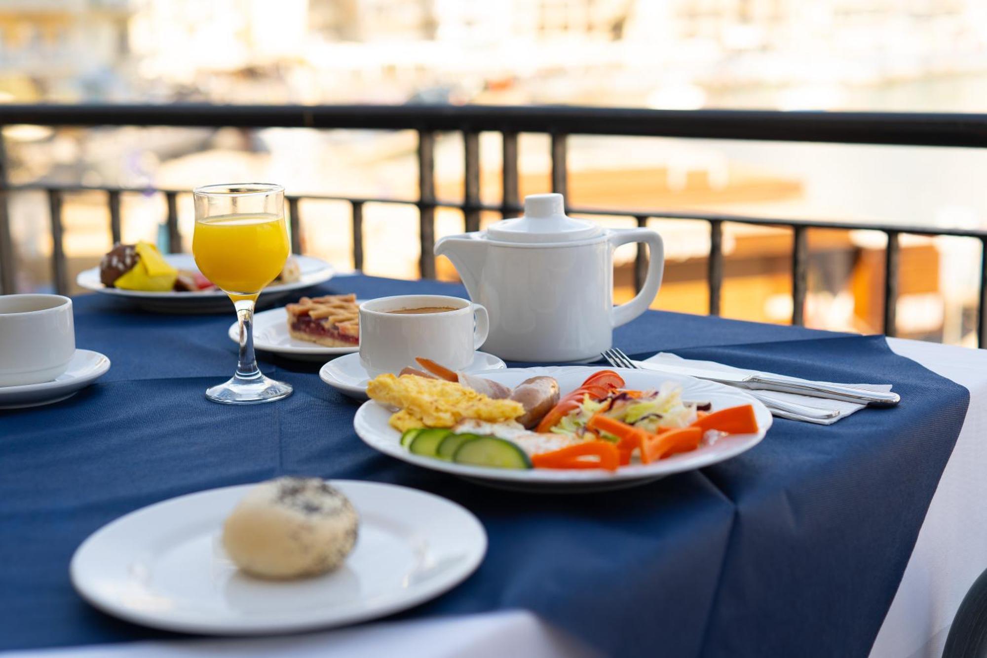 Hotel Calypso Marsalforn Ngoại thất bức ảnh