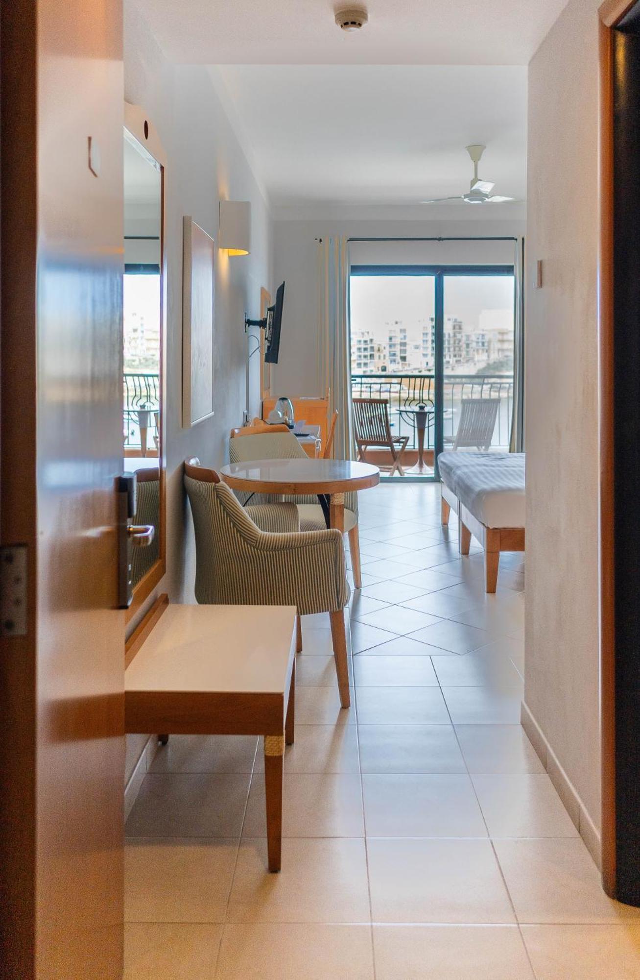 Hotel Calypso Marsalforn Ngoại thất bức ảnh