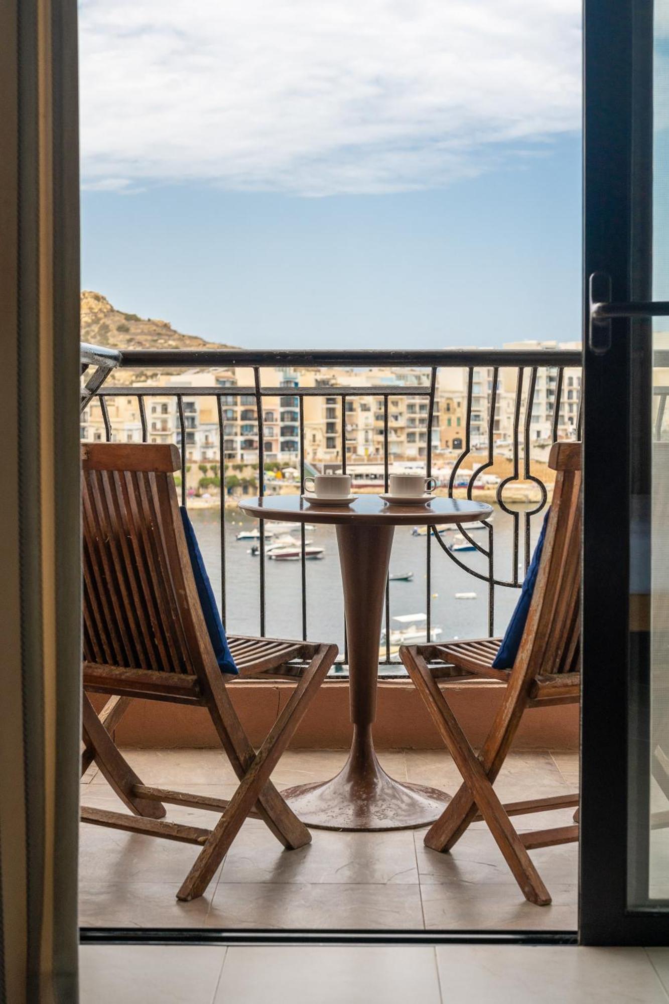 Hotel Calypso Marsalforn Ngoại thất bức ảnh