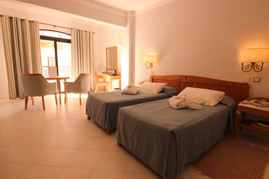 Hotel Calypso Marsalforn Ngoại thất bức ảnh